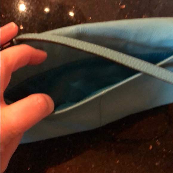 Unused. Brand new Coach clutch. - Picture 3 of 4